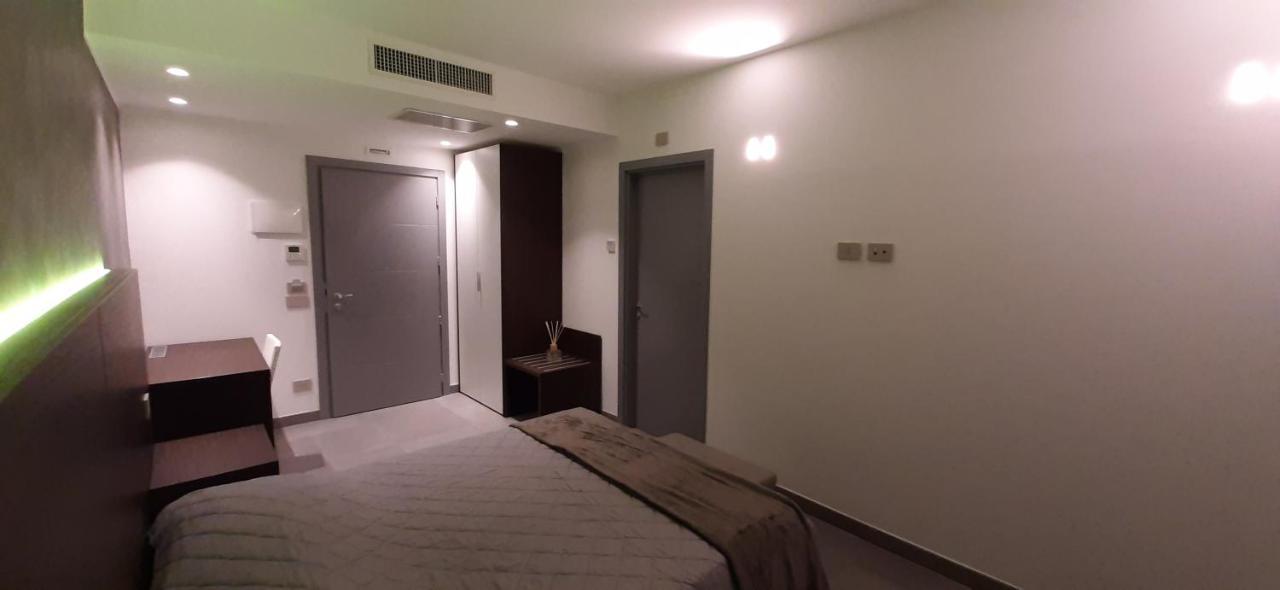 מיסאנו אדריאטיקו Brigante Suites מראה חיצוני תמונה